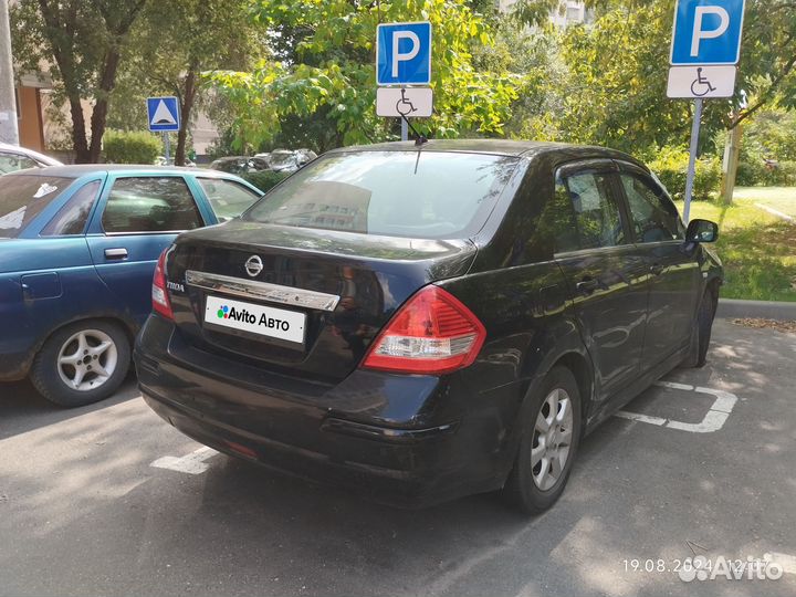 Nissan Tiida 1.6 AT, 2011, битый, 120 000 км