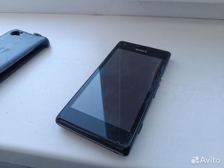 Sony Xperia M dual, 4 ГБ