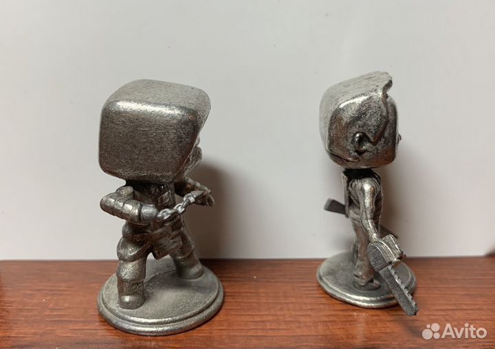 Металическая фигурка