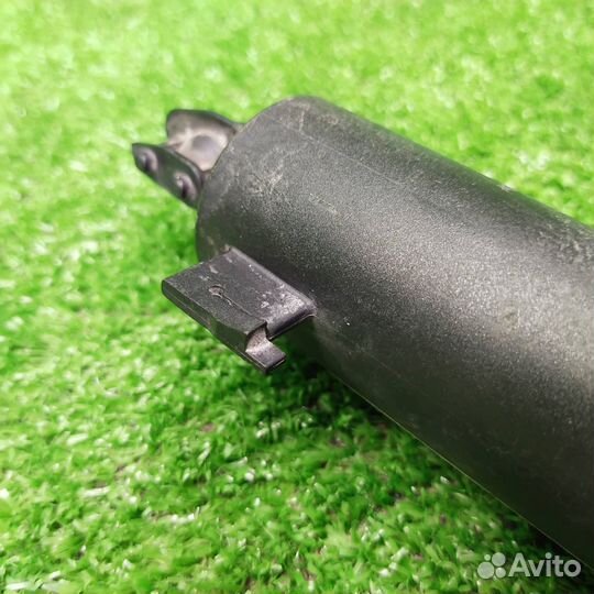 Форсунка омывателя фары левой BMW 3 717931102NK