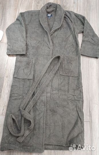 Мужской махровый халат с капюшоном