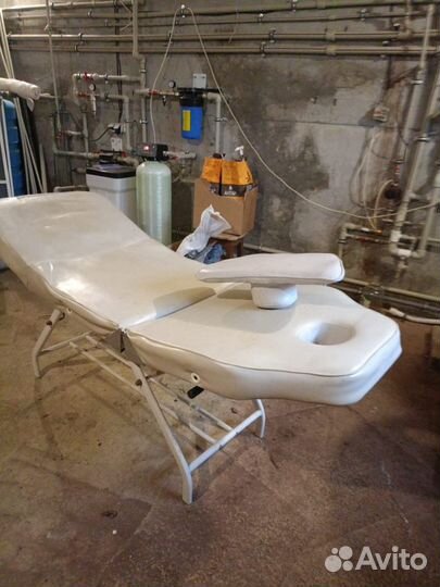Кушетка для наращивания ресниц или массажа