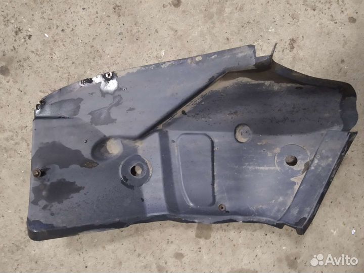 Подкрылок локер задний правый renault logan2
