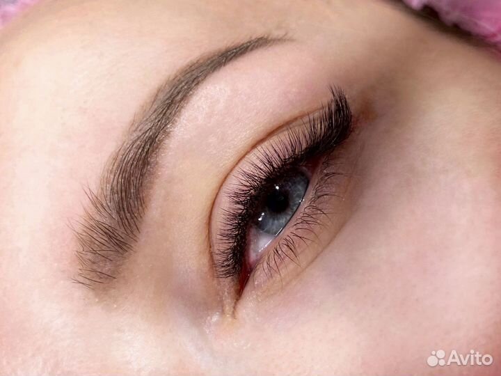 Наращивание ресниц на кресле-реклайнер. Центр