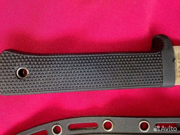 Нож тактический 