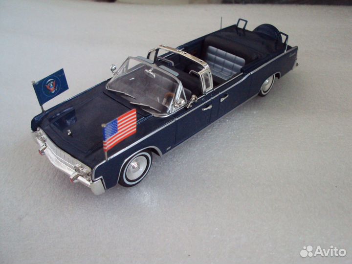 Lincoln Continental Limousine SS-100-X