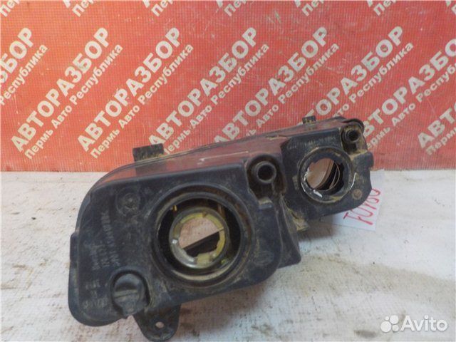 Фара противотуманная передняя левая Volkswagen