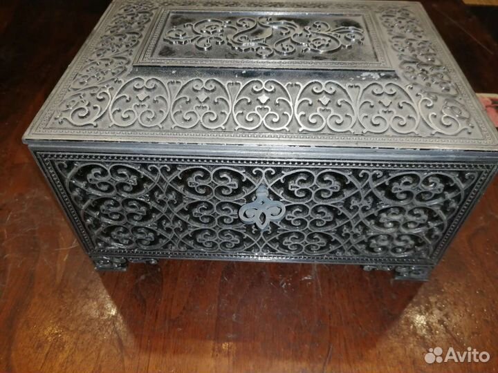 Шкатулка Ларец