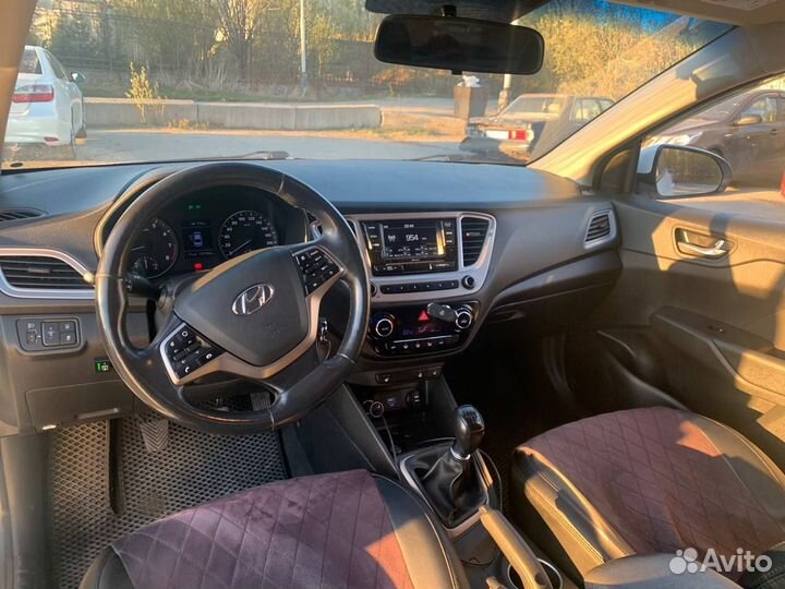 Hyundai Solaris 1.6 МТ, 2019, 137 000 км