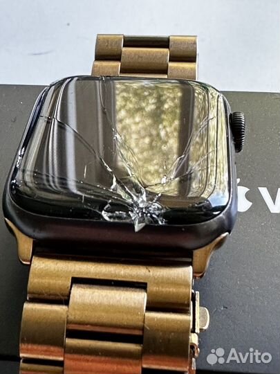 Часы apple watch se 44 mm nike