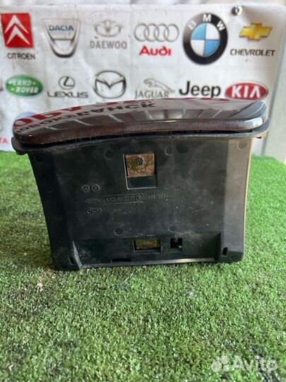 Пепельница Mercedes-Benz S-Class W220 M113 2002