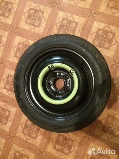 R15 Maxxis M8060 Trepador Radial 125/80, PCD 5x114.3 DIA 67.1