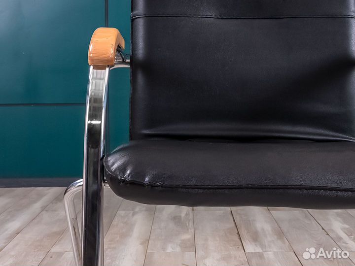 Кресло для конференций самба