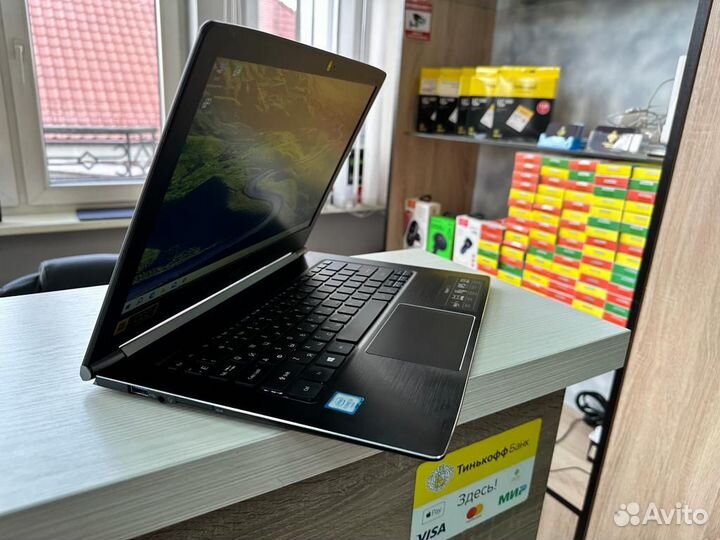 Тонкий ультрабук Acer core i3 8gb ssd M2 Windows10