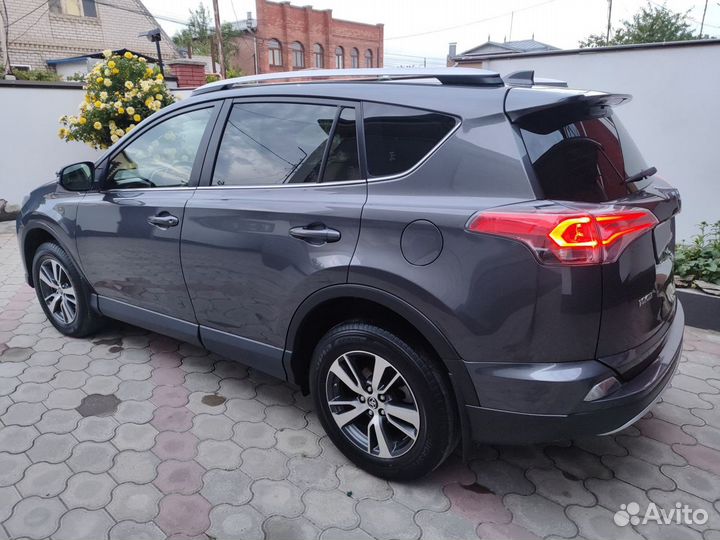 Toyota RAV4 2.0 CVT, 2015, 242 450 км