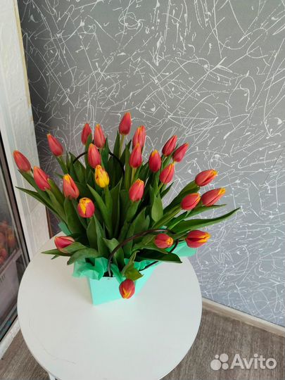 Букет из тюльпанов