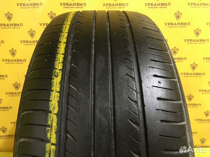Kumho Solus KH17 235/55 R17