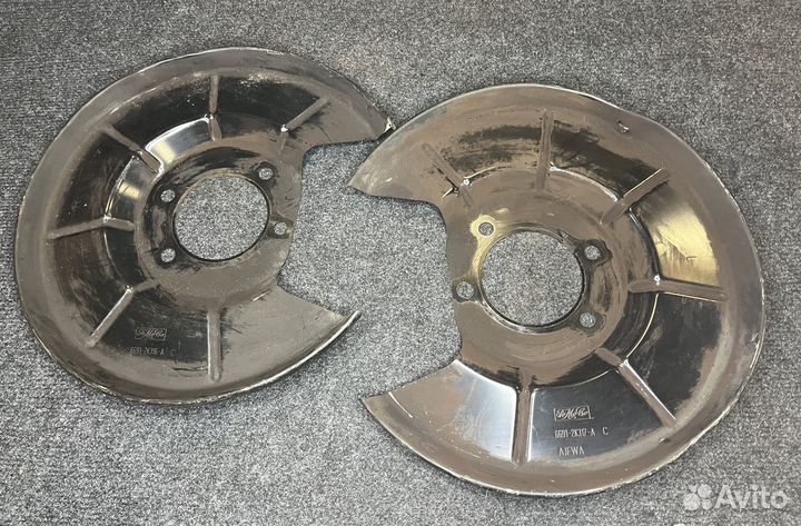 Щиток тормозного диска ford