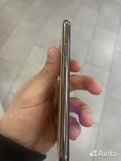 iPhone 11 Pro, 64 ГБ