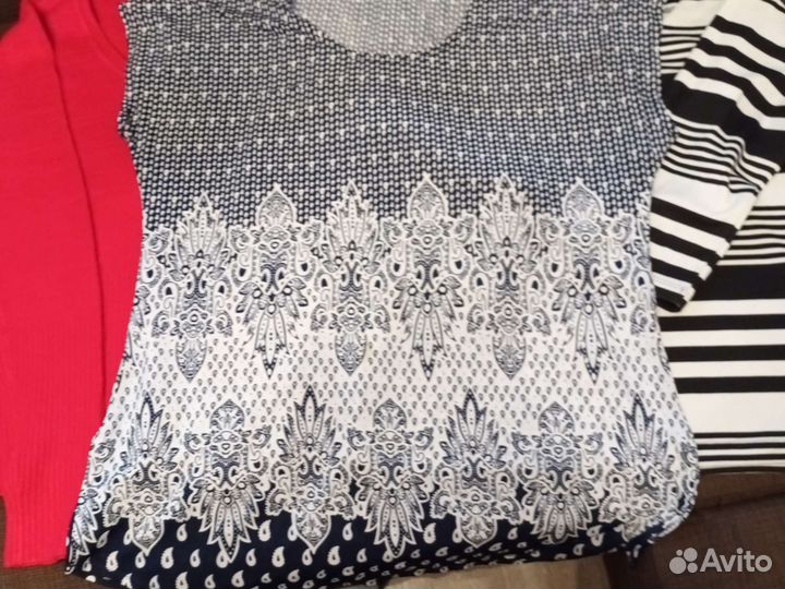 Вещи пакетом на 48 размер,водолазки