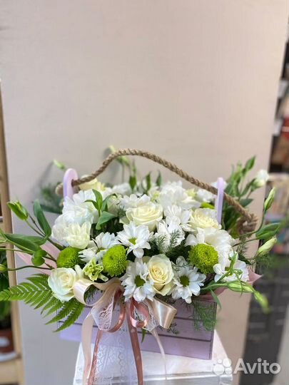 Ящик с цветами, композиция цветочная