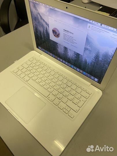Apple MacBook 13