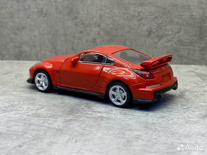 Коллекционная модель Nissan 350Z Nismo 1:43