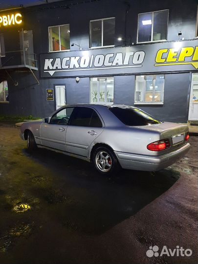 Mercedes-Benz E-класс 2.4 AT, 1998, 300 000 км