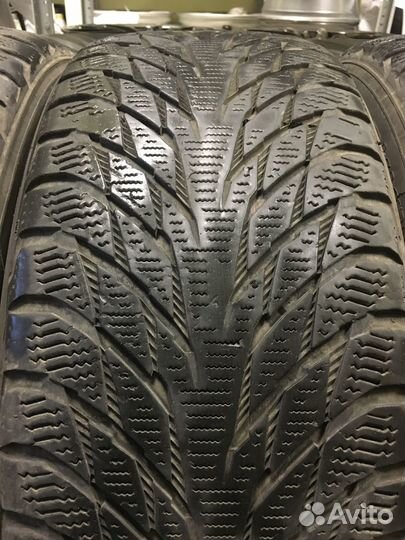Nokian Tyres Hakkapeliitta R2 215/55 R17 98R