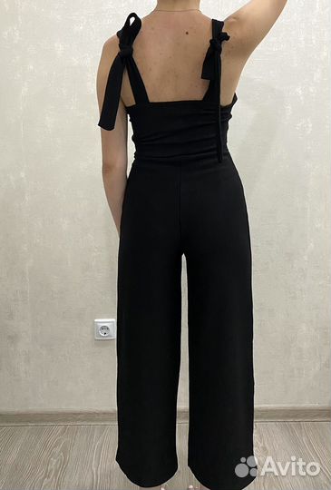 Комбинезон женский