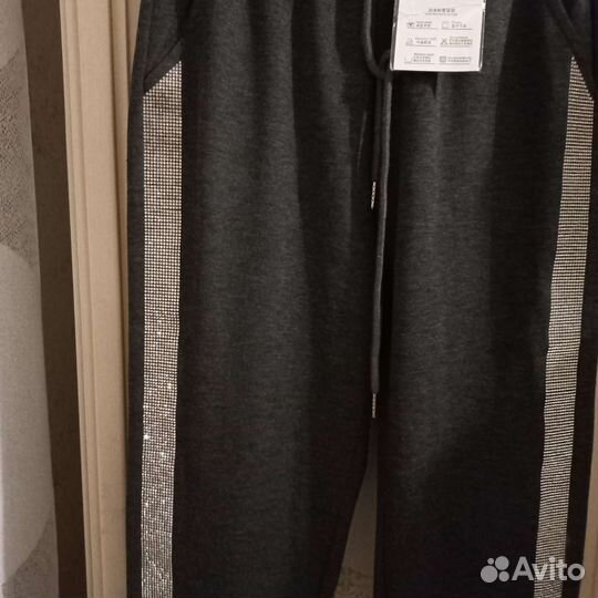 Спортивные штаны женские