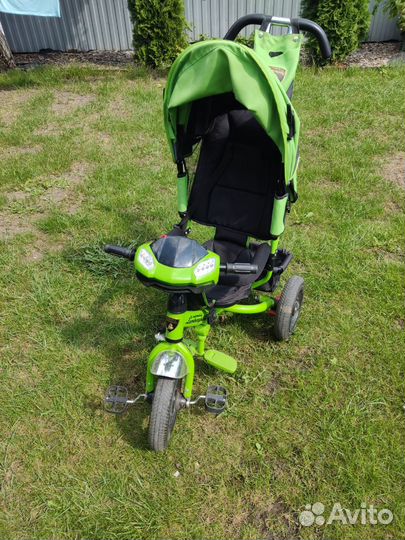 Трехколесный велосипед