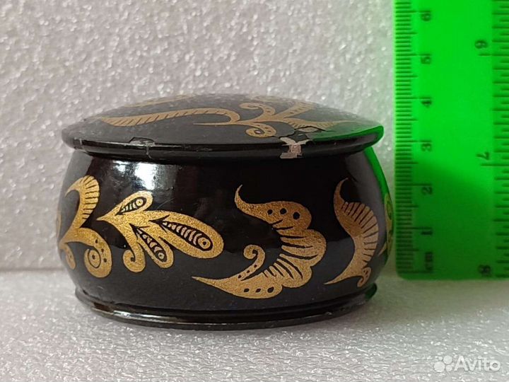 Шкатулка маленькая. Дерево