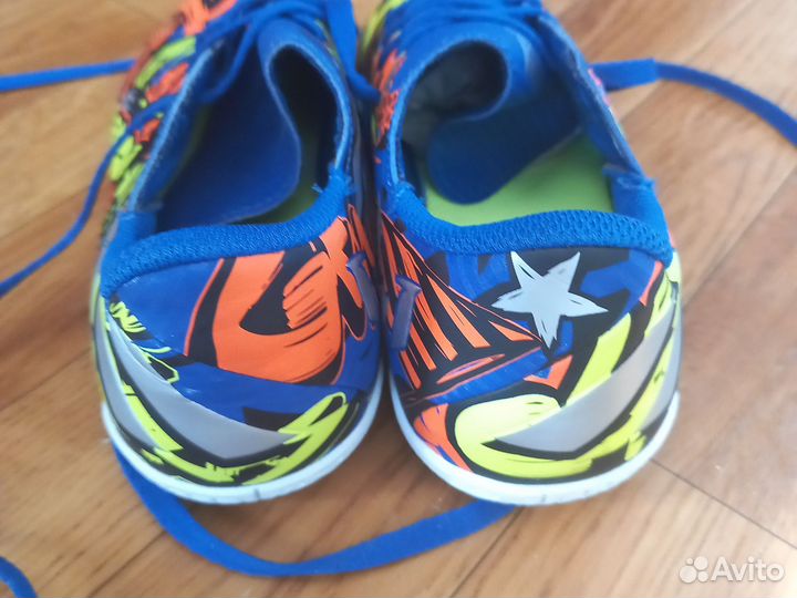 Футзалки adidas Nemeziz, размеры 36.5, 37