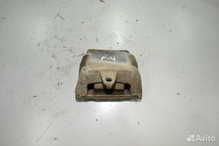 Опора двигателя левая skoda octavia golf 4