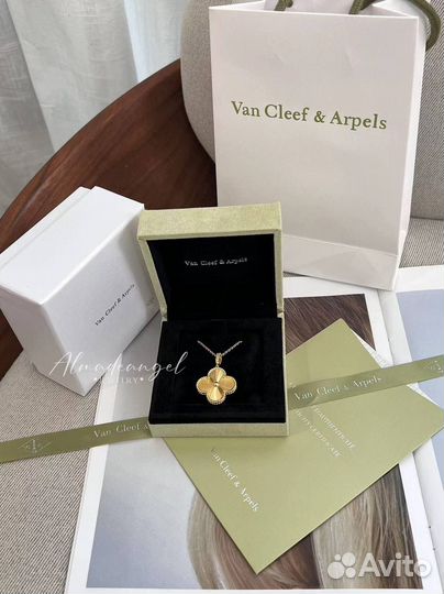 Колье Van Cleef золото