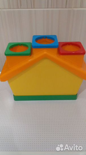 Игрушка домик