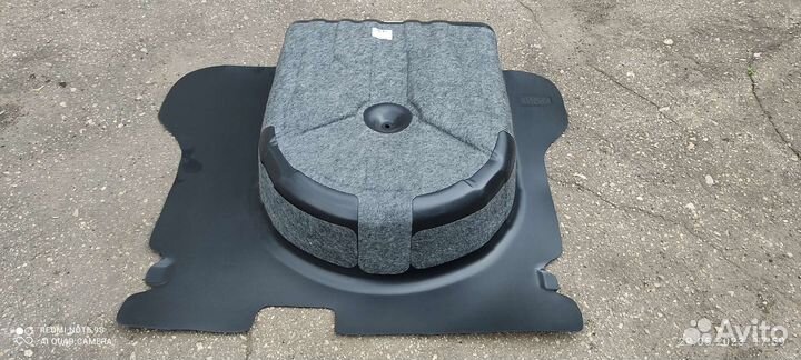 Поддон багажника vesta