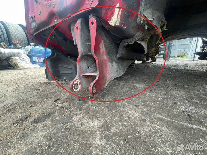 Лонжерон кабины правый Scania 5-series