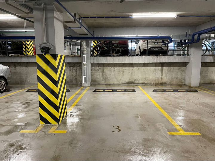 Машиноместо, 15 м²