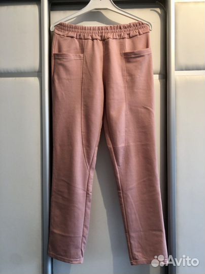 Спортивный костюм женский