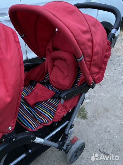 Коляска для двойни погодок