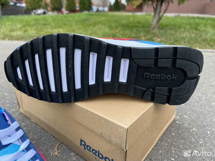 Кроссовки reebok classic (43 размер )