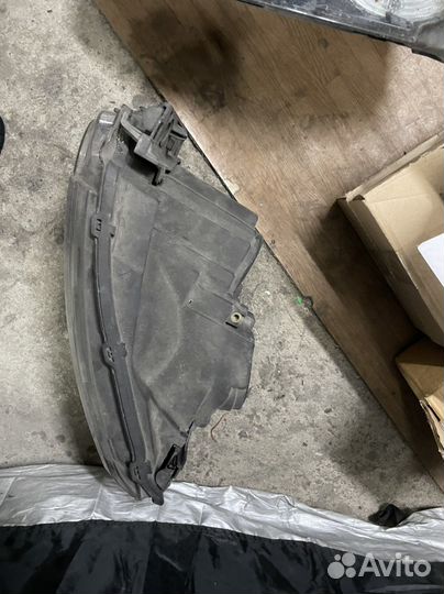 Передние фары Ленд ровер Дискавери 4