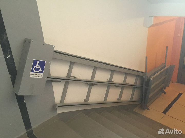Наклонный подъемник для инвалидов