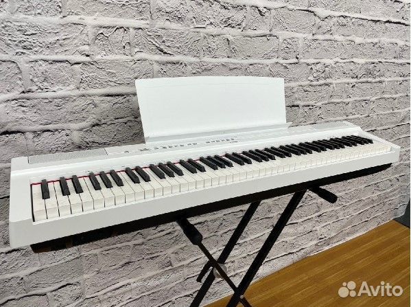Yamaha p-125 wh