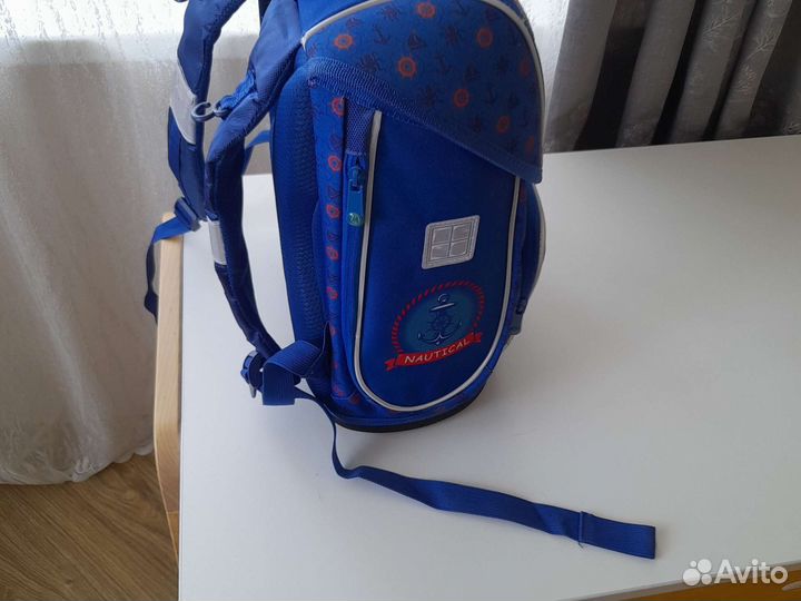 Школьный рюкзак