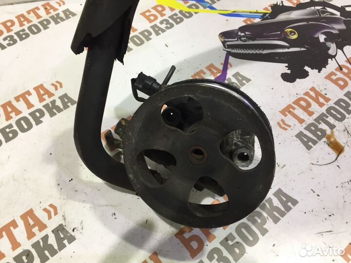 Тойота Превия Насос гидроусилителя руля