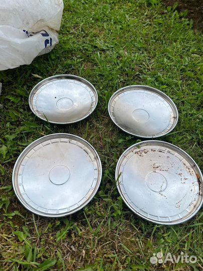 Колпаки на колеса хром