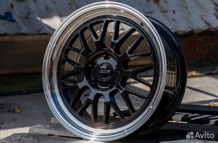 Диски новые Rays r18 5x114.3